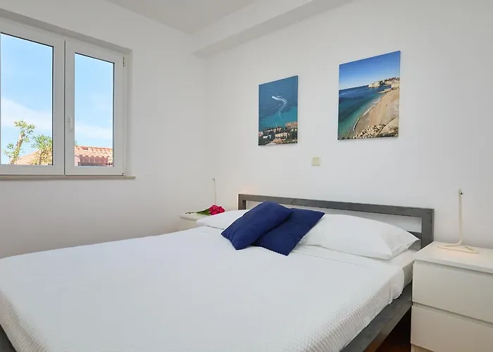 Hedera Estate, Hedera A39 * Dubrovnik